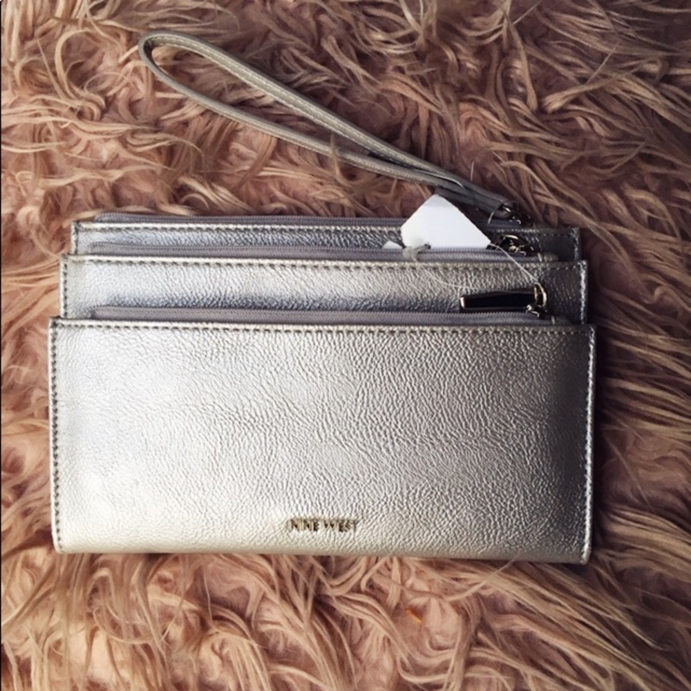NWT Nine West clutch